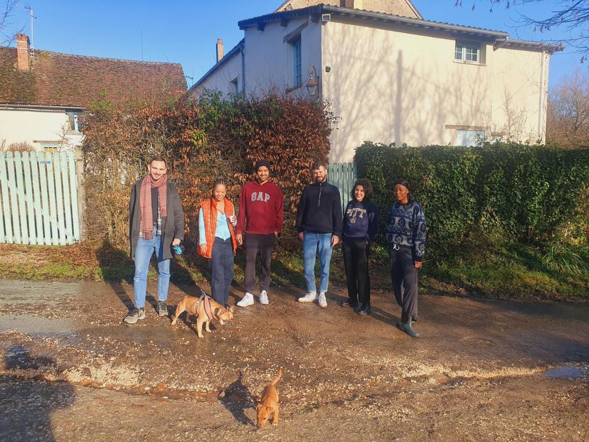 Ferme Equestre & Chambres D'Hotes Gateau Stables Proche Guedelon Saint-Amand-en-Puisaye エクステリア 写真