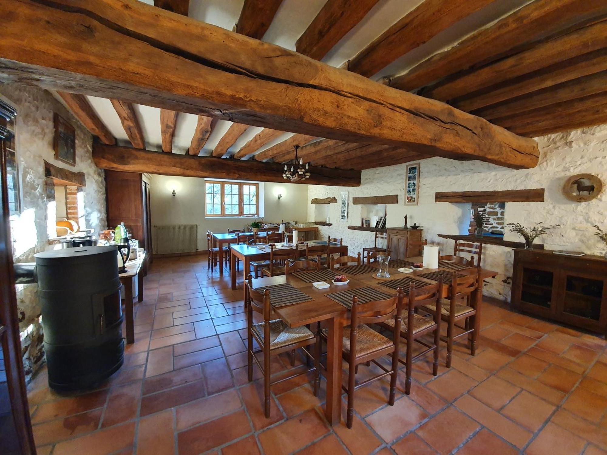 Ferme Equestre & Chambres D'Hotes Gateau Stables Proche Guedelon Saint-Amand-en-Puisaye エクステリア 写真