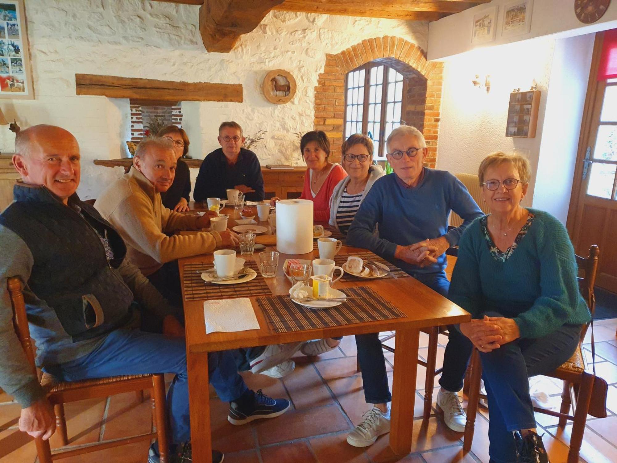 Ferme Equestre & Chambres D'Hotes Gateau Stables Proche Guedelon Saint-Amand-en-Puisaye エクステリア 写真